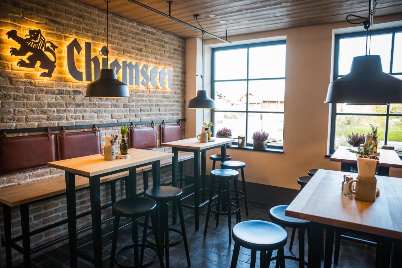 Chiemseer Wirtshaus Chieming Bagian luar foto