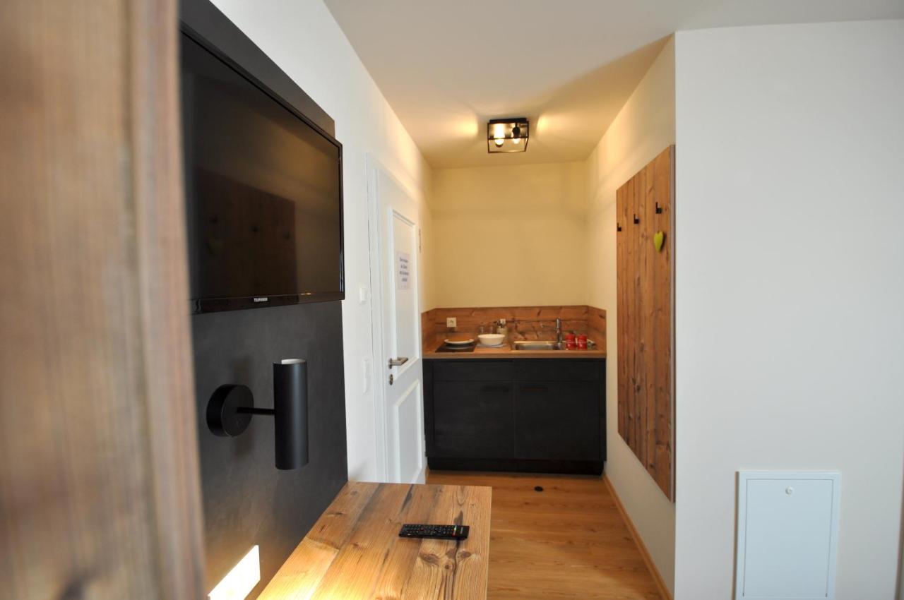 Chiemseer Wirtshaus Chieming Bagian luar foto