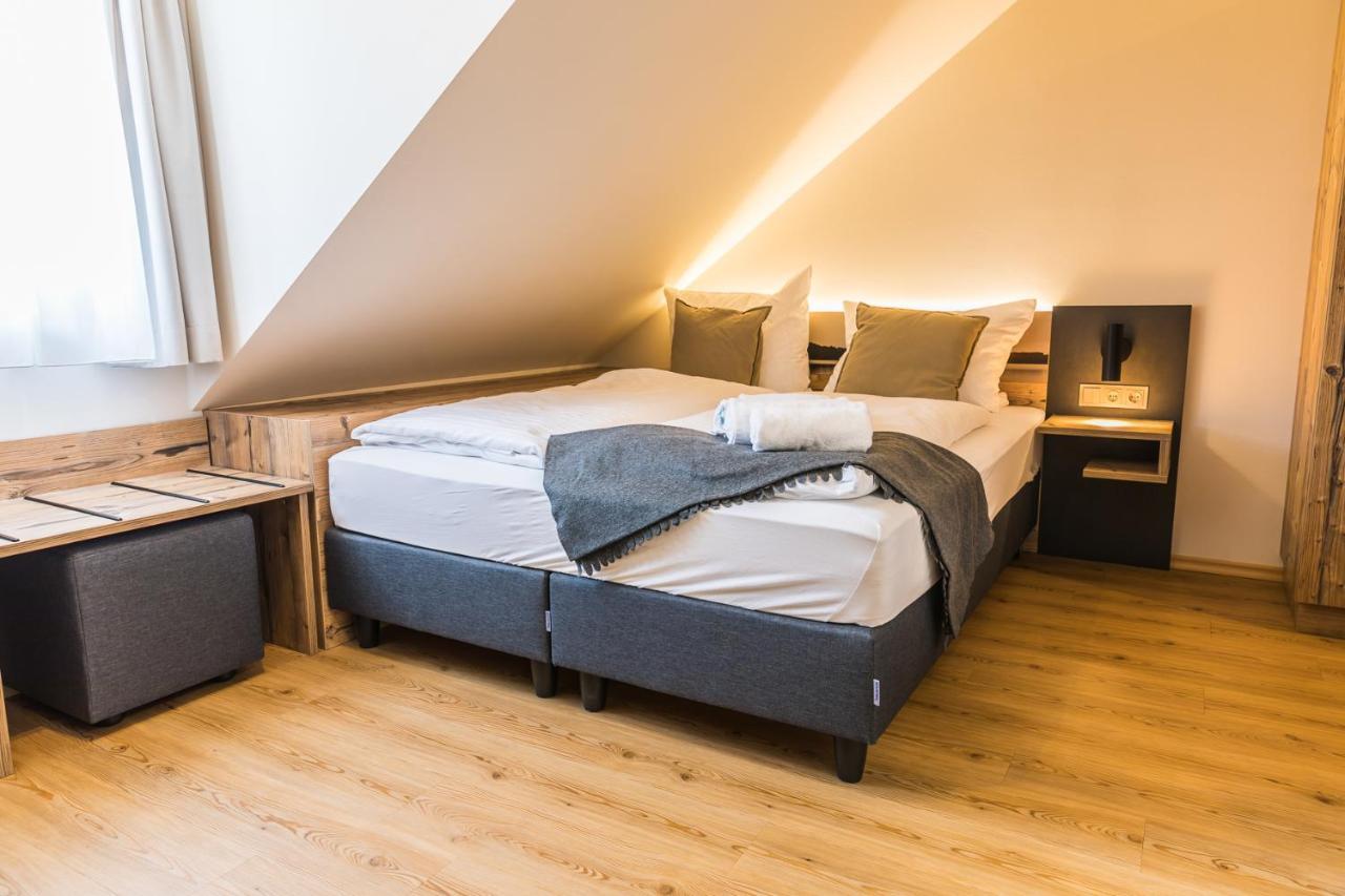 Chiemseer Wirtshaus Chieming Bagian luar foto
