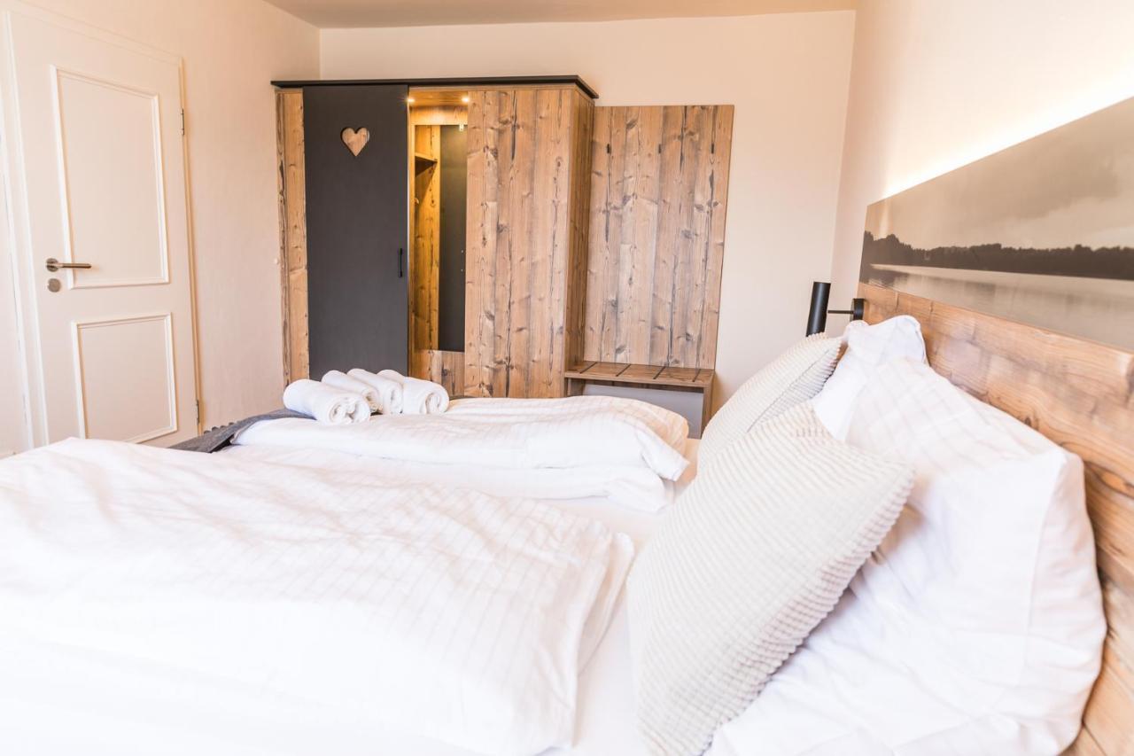 Chiemseer Wirtshaus Chieming Bagian luar foto