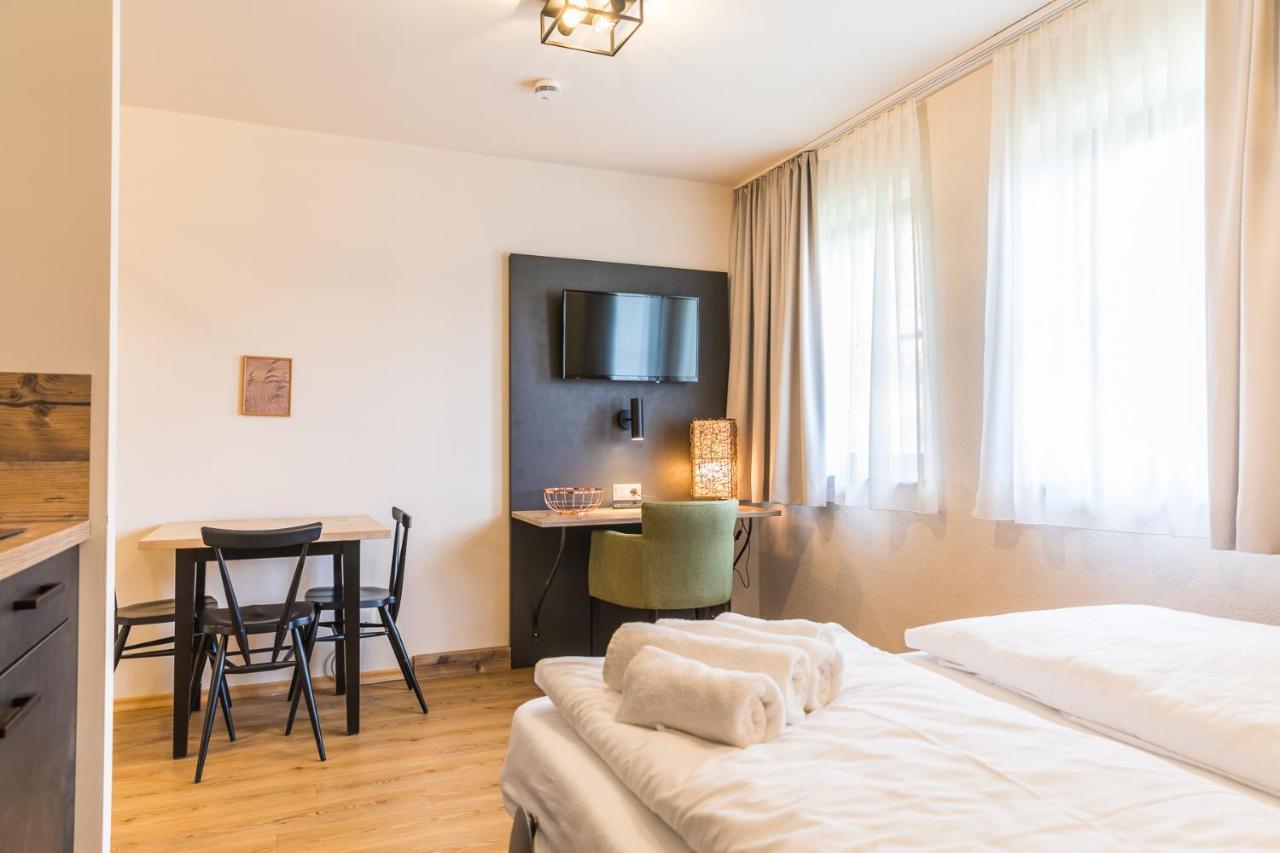 Chiemseer Wirtshaus Chieming Bagian luar foto