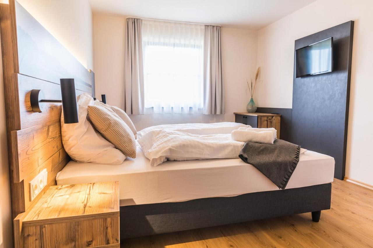 Chiemseer Wirtshaus Chieming Bagian luar foto